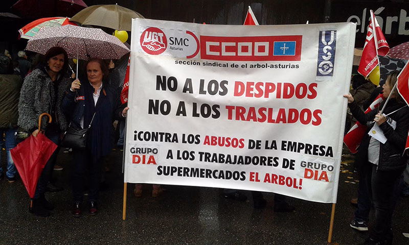 Éxito en la primera jornada de paros en Supermercados El Árbol